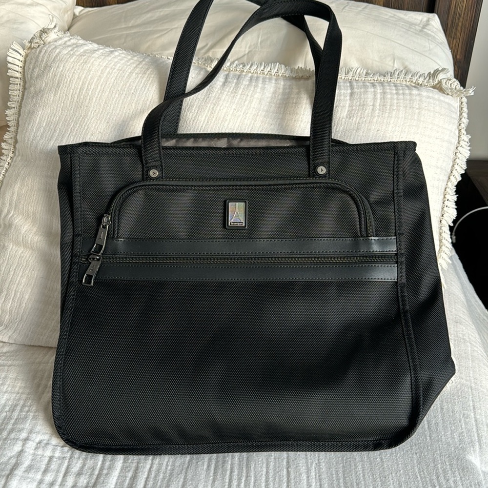 TravelPro Tote bag